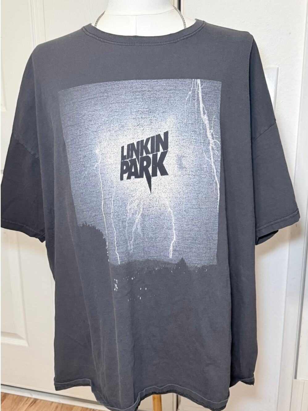 Linkin Park Lightning Graphic T-Shirt 4XL Gray Fruit of the Loom Band Tee
